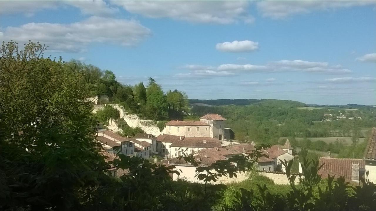 Lembaudie Saint-Privat-des-Prés 外观 照片