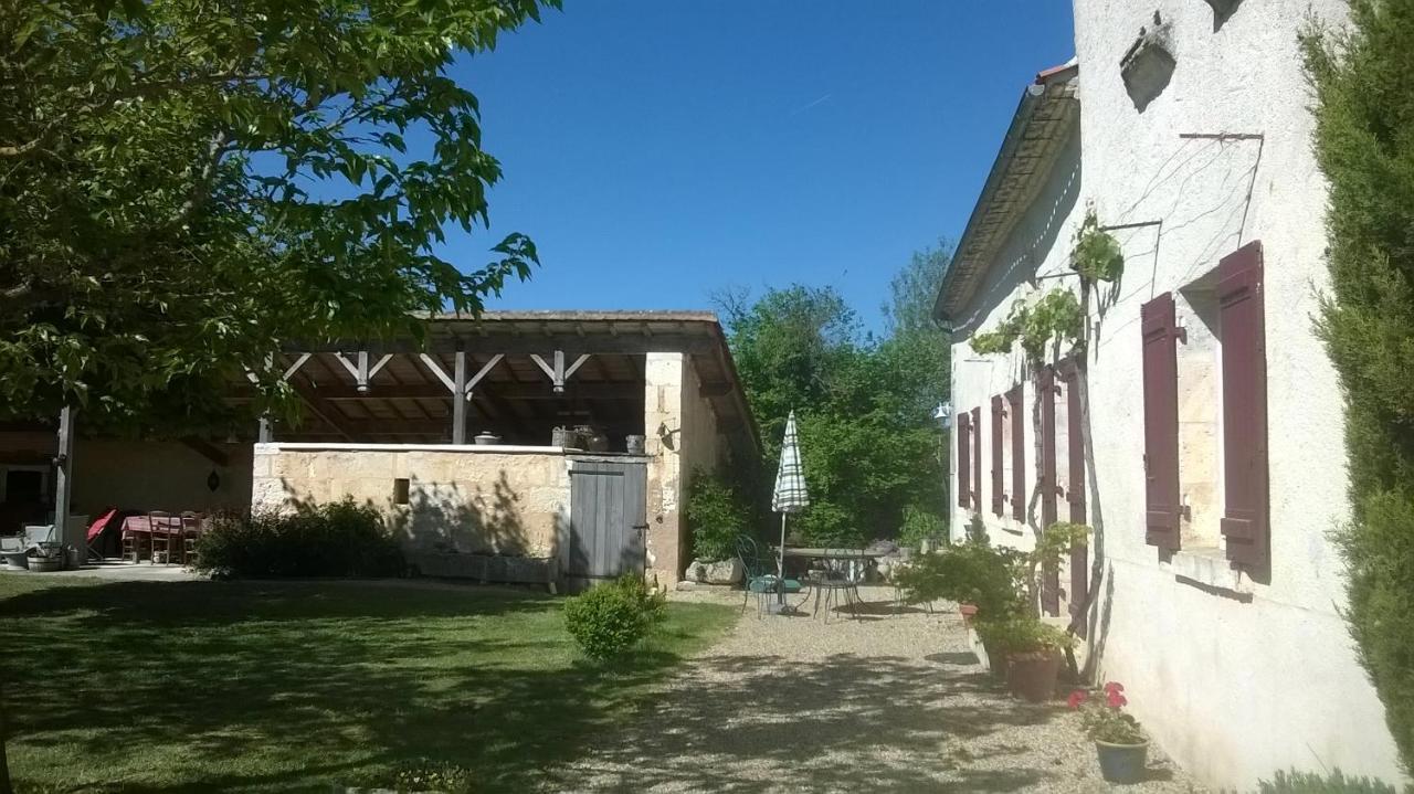 Lembaudie Saint-Privat-des-Prés 外观 照片